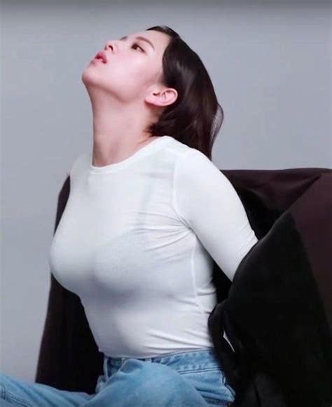 ジョンヨン 巨乳|【お宝画像45枚】Twiceの巨乳おっぱいの豊胸疑惑やカップ数を。